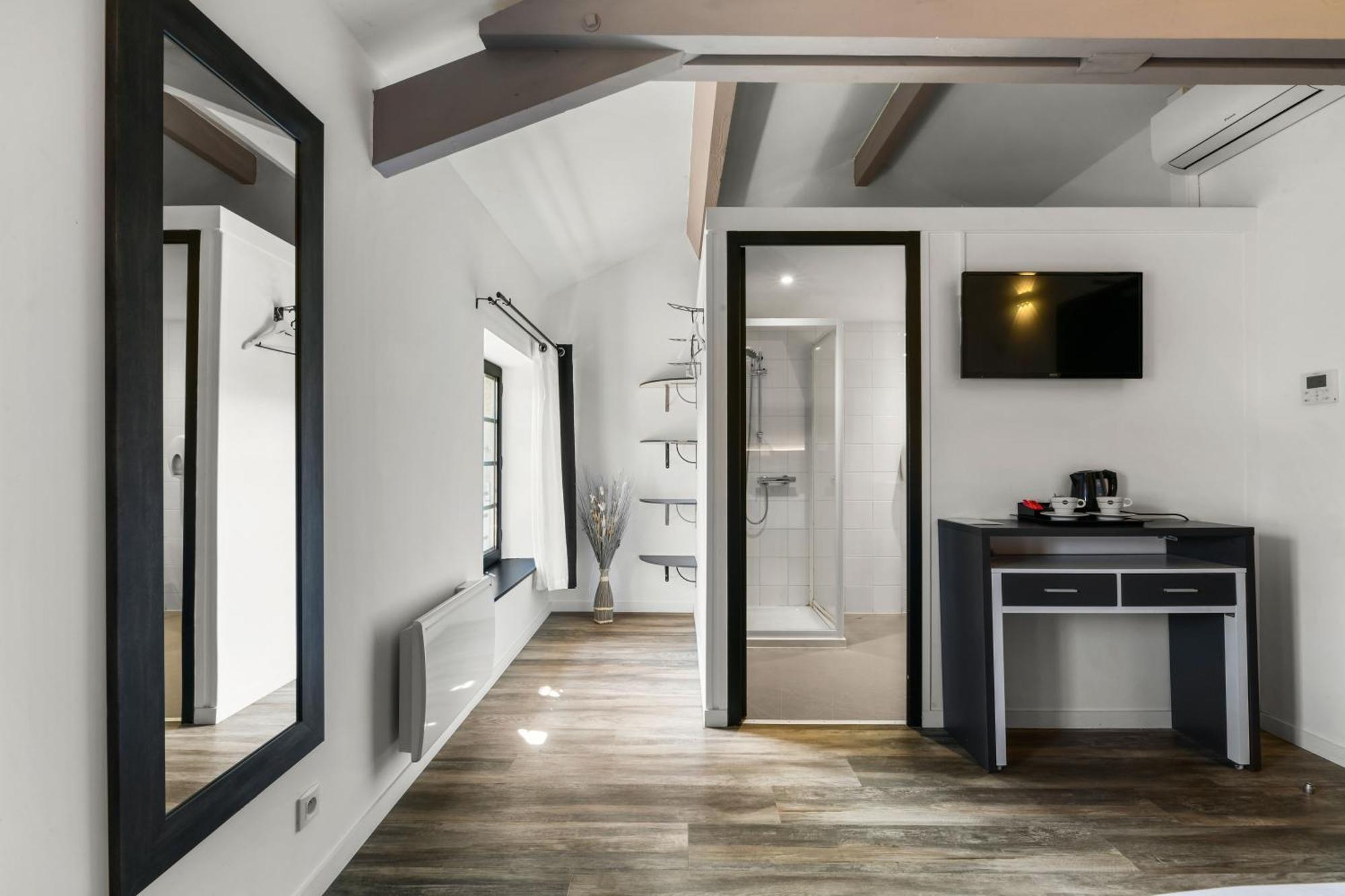 Logis L'Auberge De Larressingle エクステリア 写真